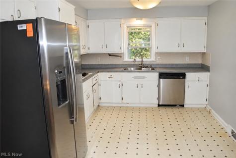 1974 Brookdale Road Richmond Heights OH 44143