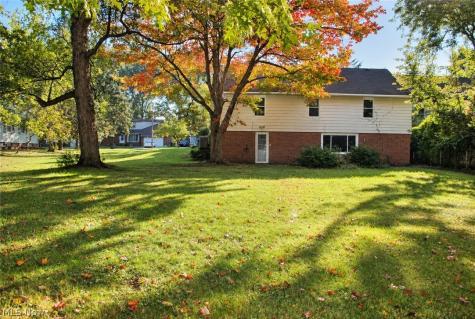 1974 Brookdale Road Richmond Heights OH 44143