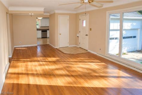 1974 Brookdale Road Richmond Heights OH 44143