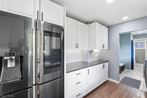8161 Marianna Boulevard Broadview Heights OH 44147