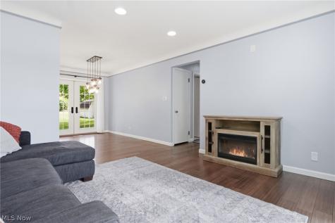 8161 Marianna Boulevard Broadview Heights OH 44147