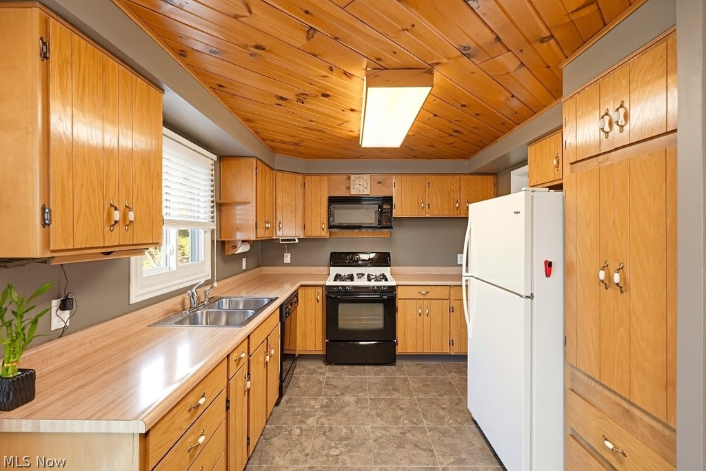 308 Washington Drive Northfield Village OH 44067