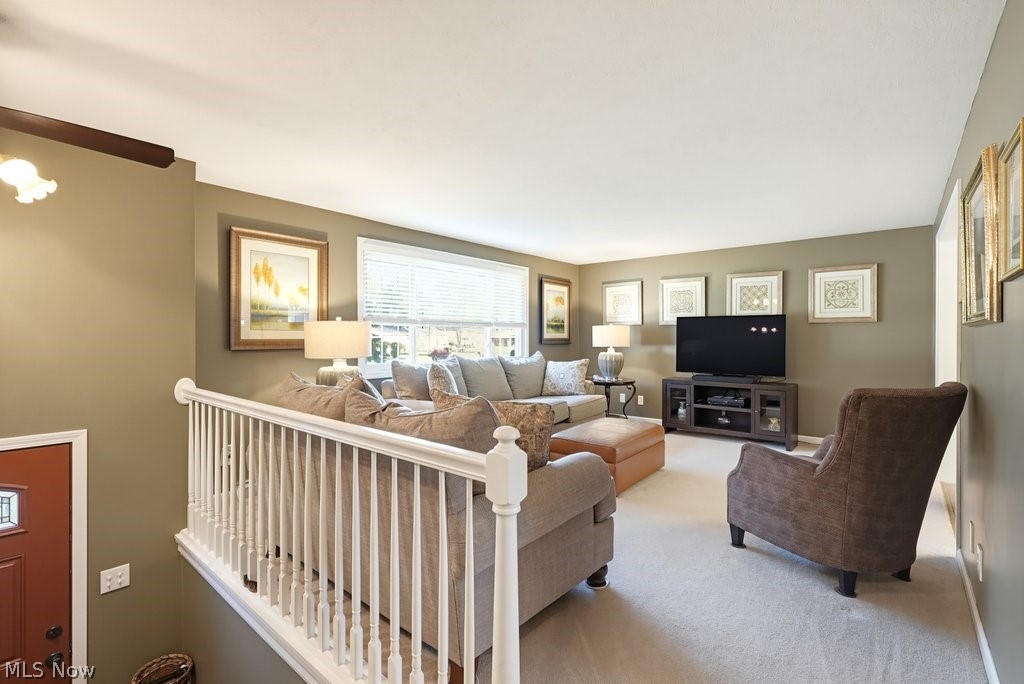 308 Washington Drive Northfield Village OH 44067
