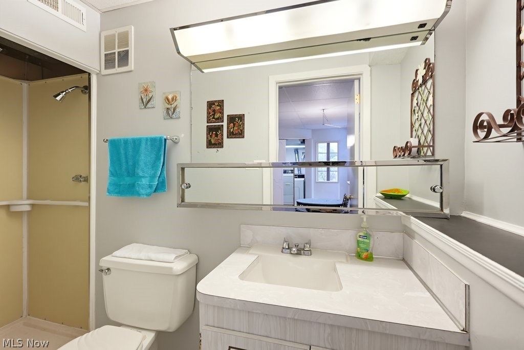 308 Washington Drive Northfield Village OH 44067