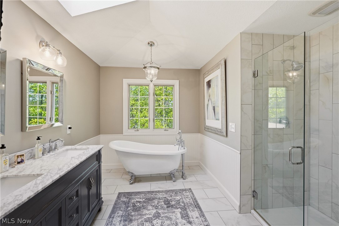 16620 Jennifer Lane Chagrin Falls OH 44023