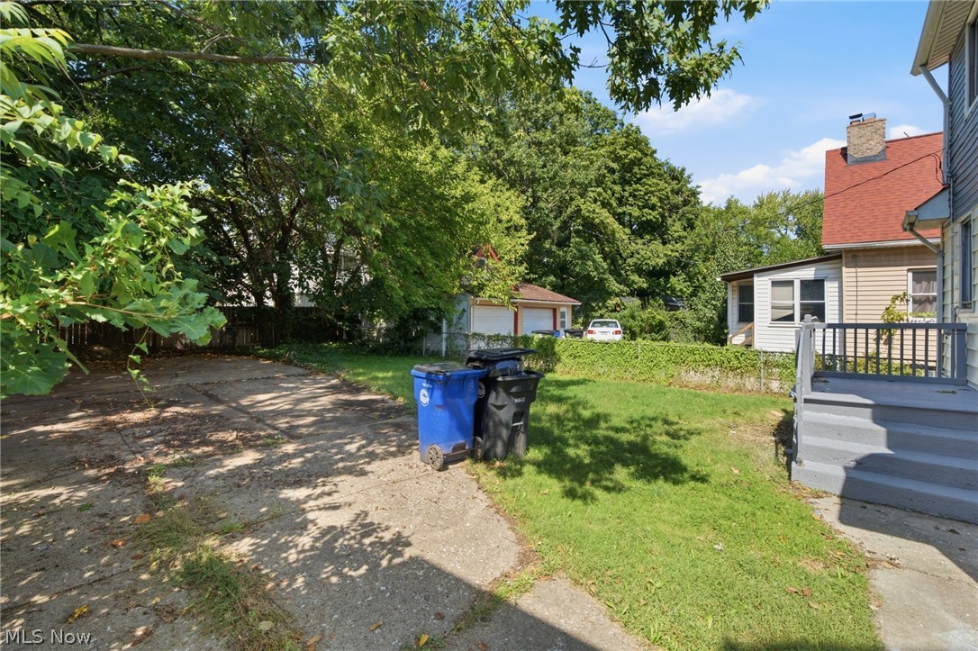 1216 E 168th Street Cleveland OH 44110