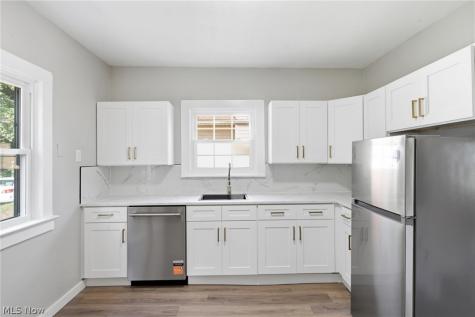 1216 E 168th Street Cleveland OH 44110