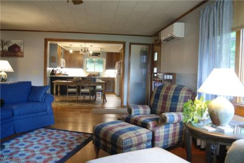 322 S Alexander Street Millersburg OH 44654