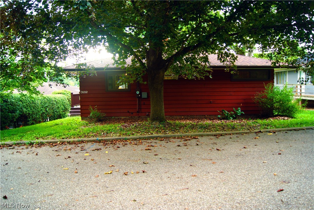 322 S Alexander Street Millersburg OH 44654