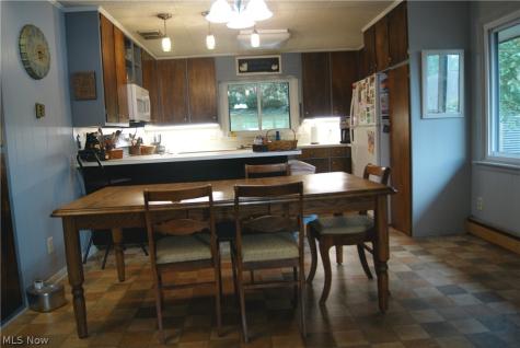 322 S Alexander Street Millersburg OH 44654