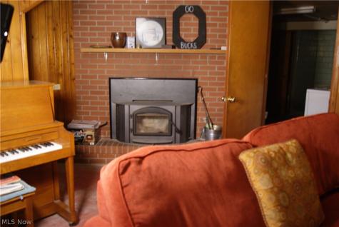 322 S Alexander Street Millersburg OH 44654