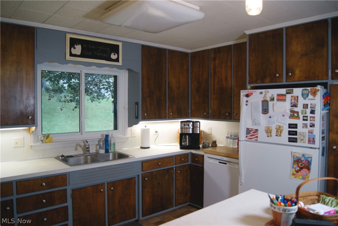 322 S Alexander Street Millersburg OH 44654