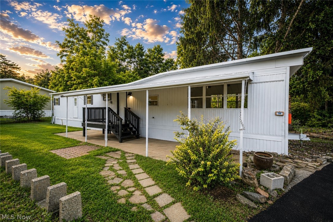 6835 Richmond Road Glenwillow OH 44139