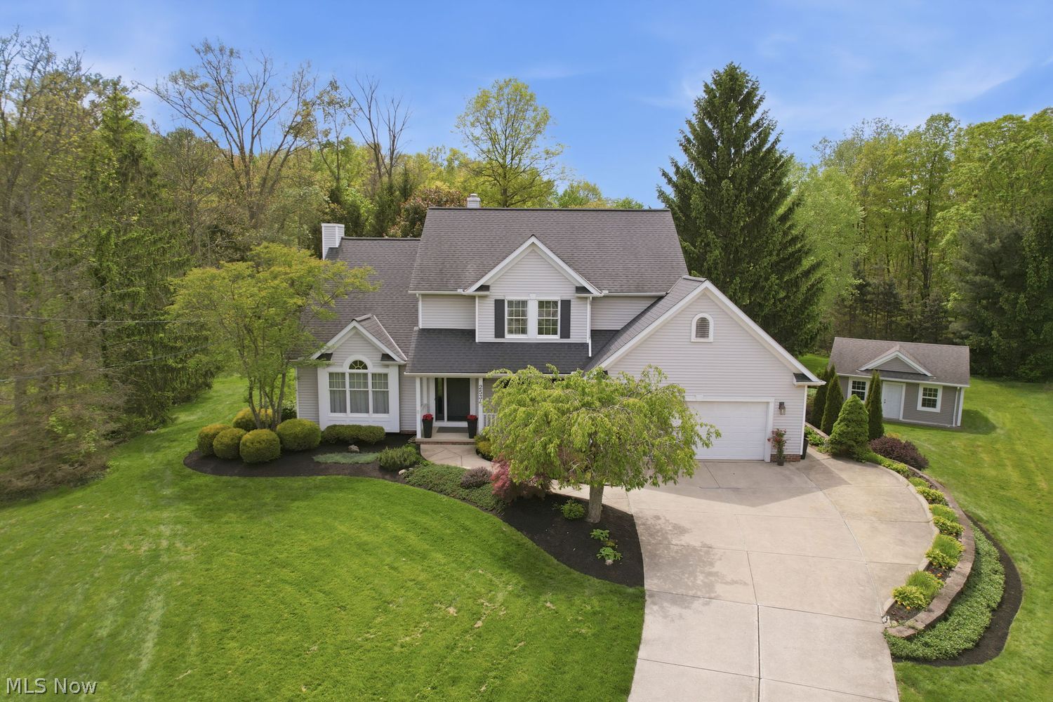 2534 Maple View Lane Willoughby Hills OH 44094