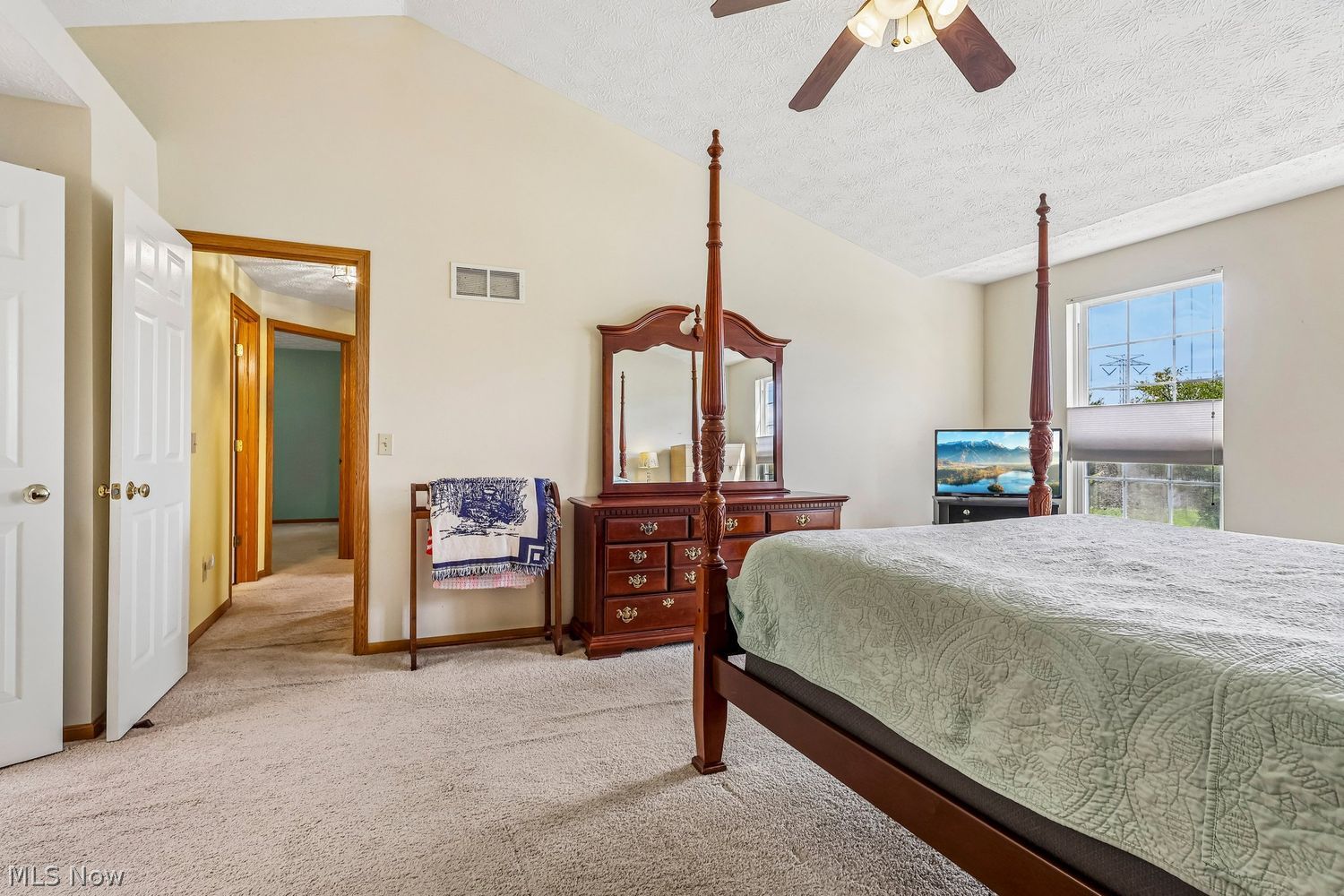 4652 Squire Drive Sagamore Hills OH 44067