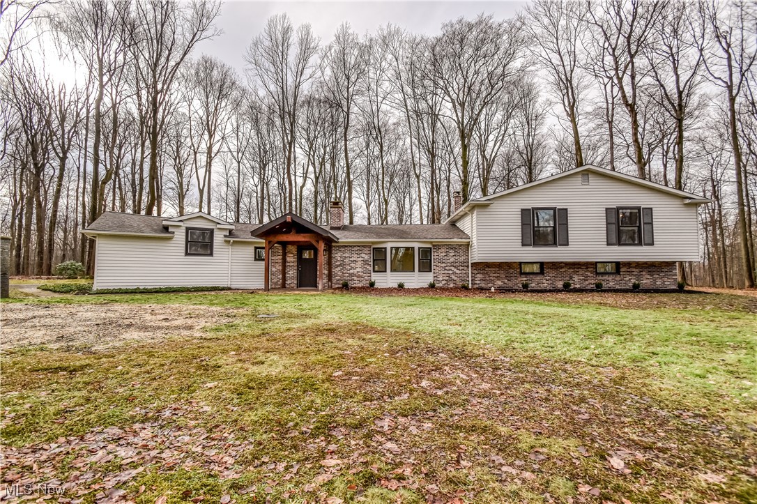17460 Trillium Drive Chagrin Falls OH 44023