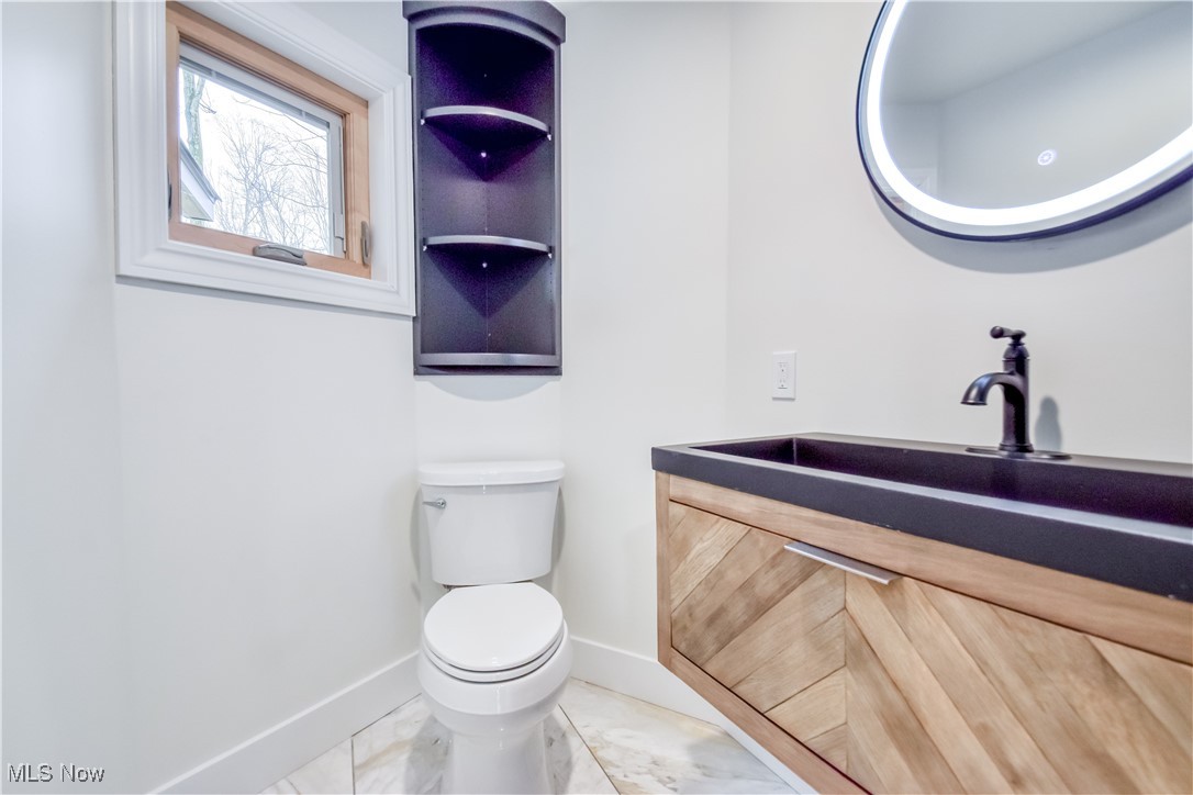 17460 Trillium Drive Chagrin Falls OH 44023