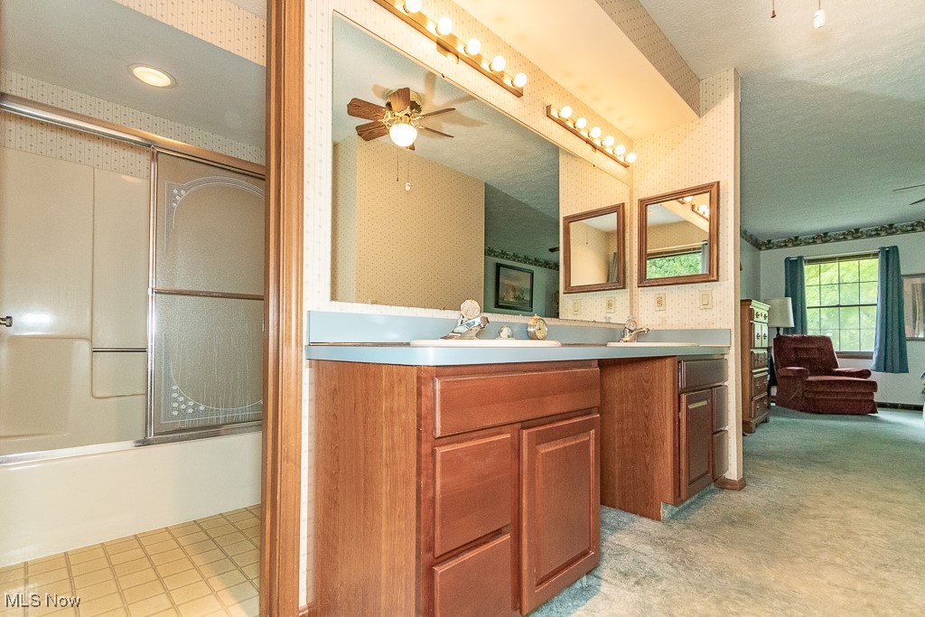 9137 Hidden Glen Drive Mentor OH 44060