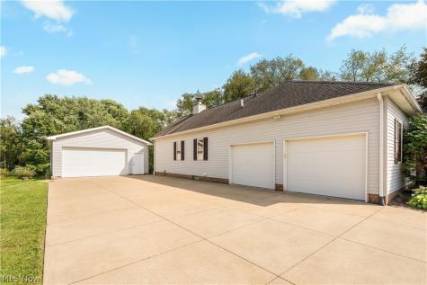 2568 Shadow Lane Clinton OH 44216