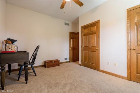 2568 Shadow Lane Clinton OH 44216