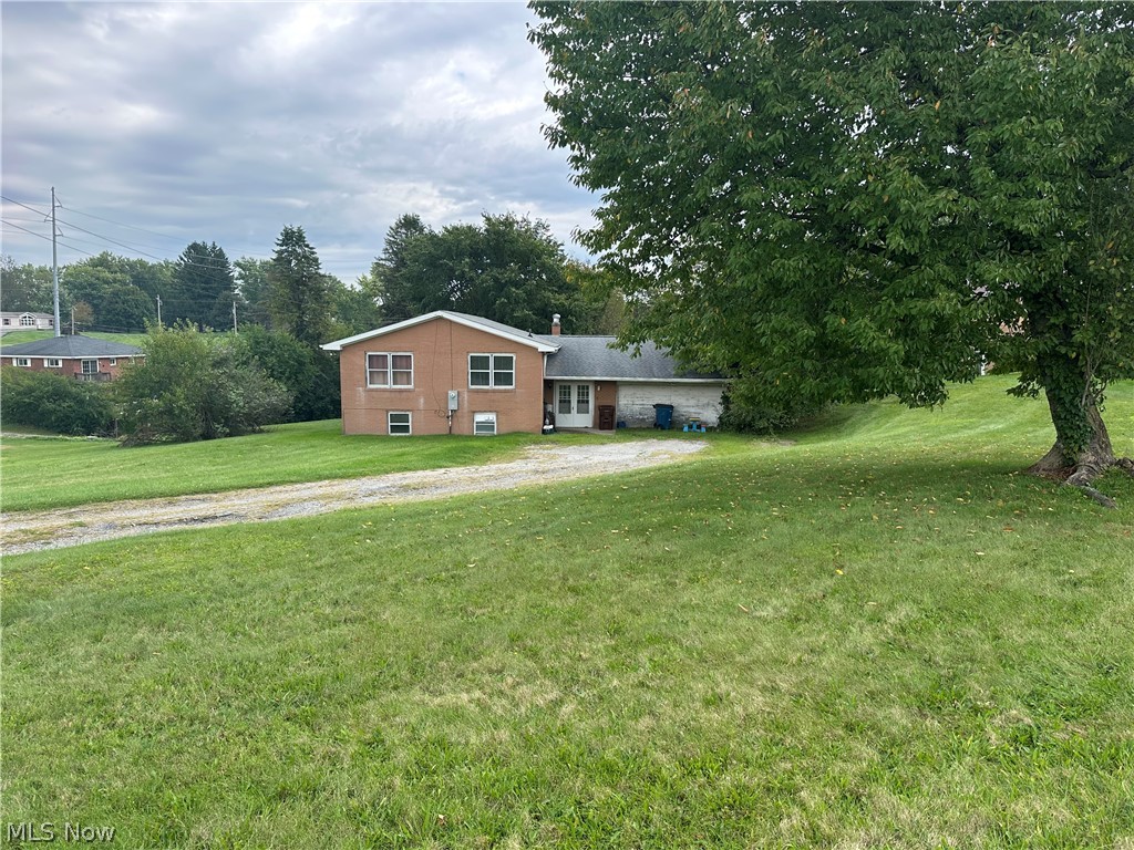 16294 Susan Drive East Liverpool OH 43920
