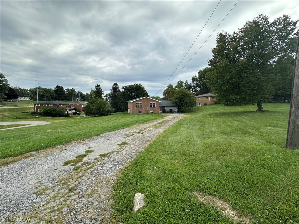 16294 Susan Drive East Liverpool OH 43920