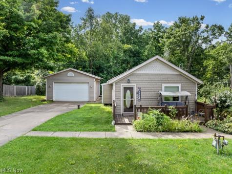 3315 Linda Street Akron OH 44319