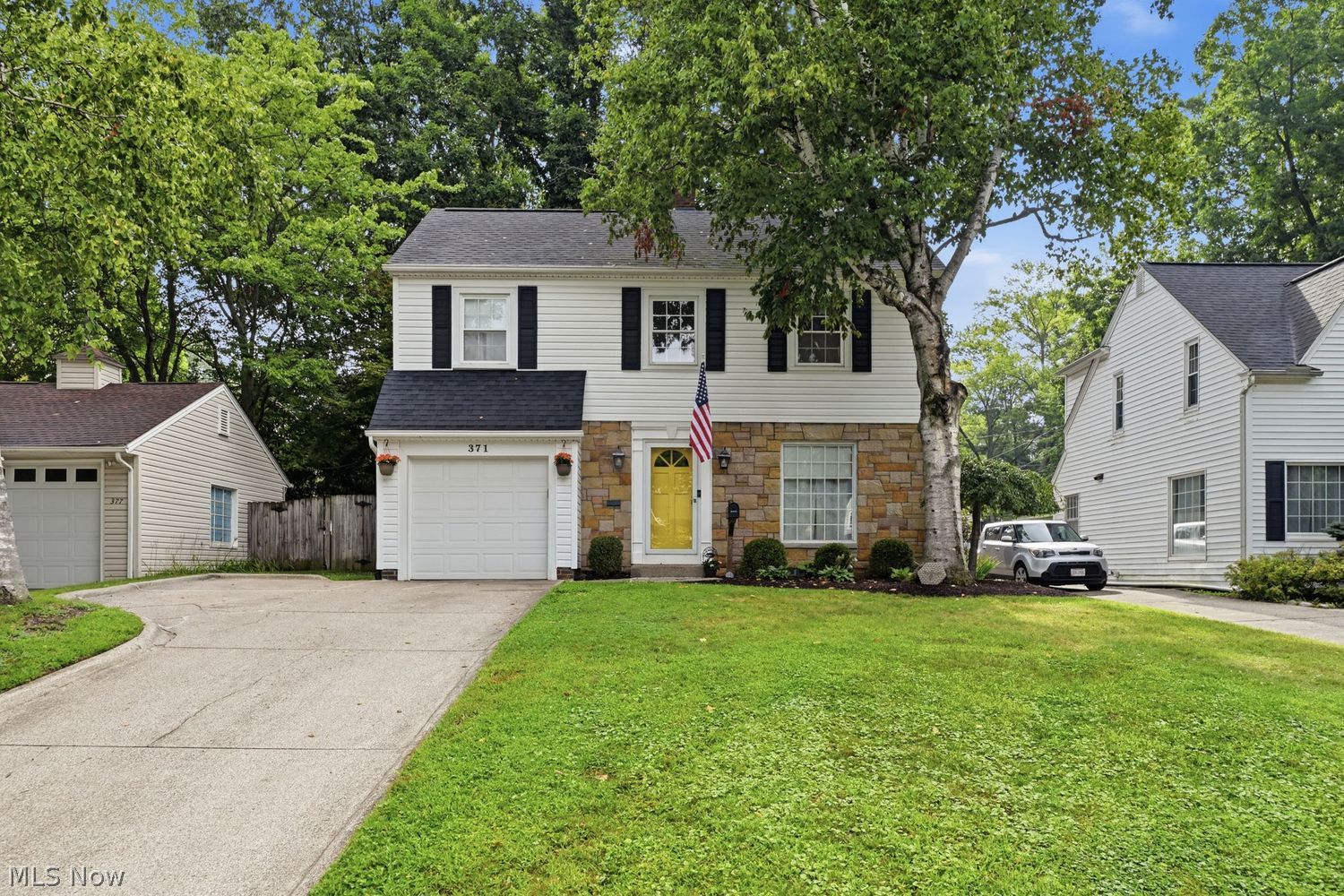 371 Kenilworth Drive Akron OH 44313