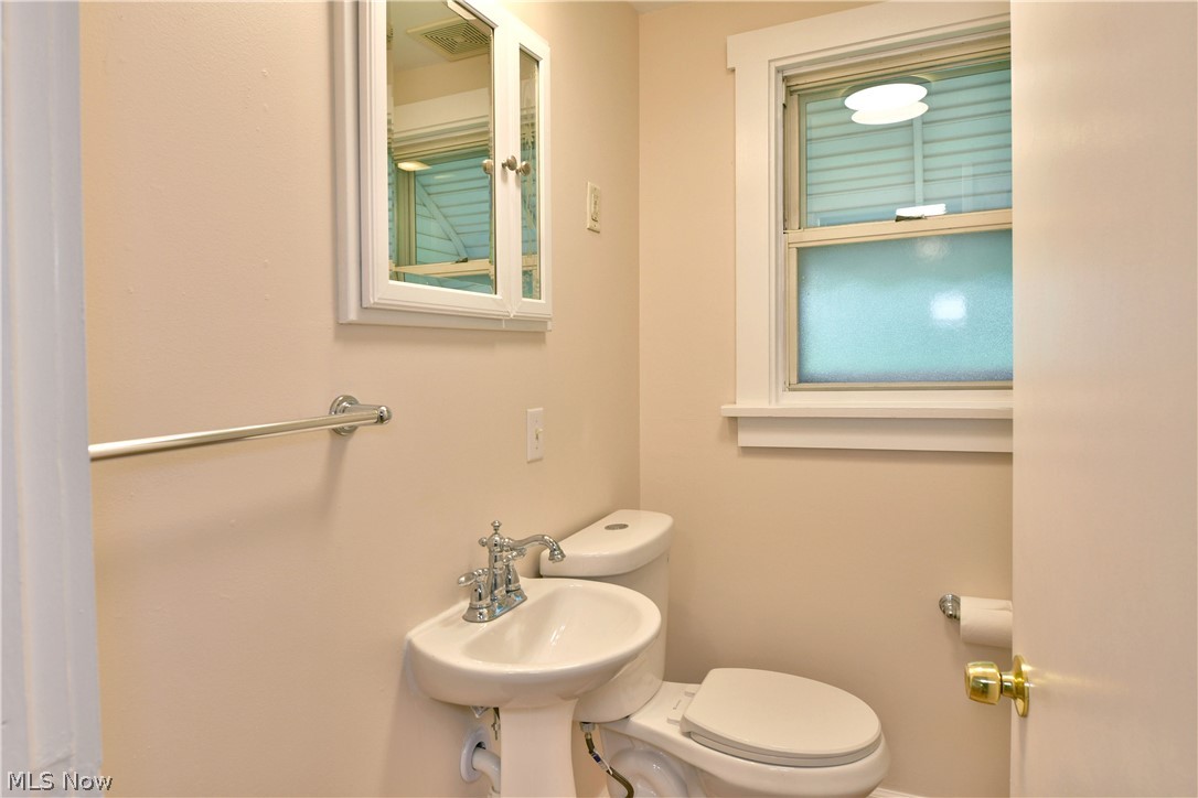 6610 Chestnut Ridge Road Hubbard OH 44425