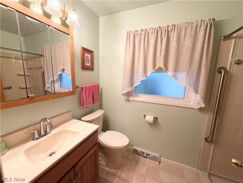 1501 Gypsy Lane Niles OH 44446