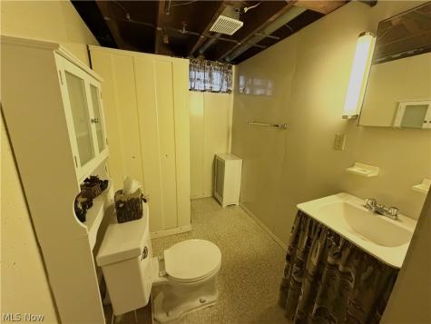 1501 Gypsy Lane Niles OH 44446
