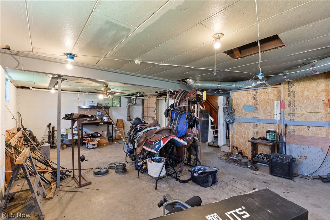 84 Devore Street Adena OH 43901