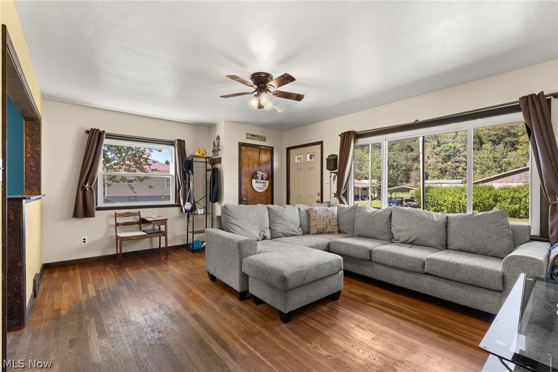 84 Devore Street Adena OH 43901