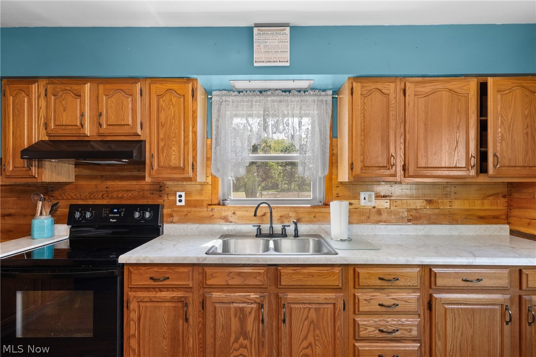 84 Devore Street Adena OH 43901