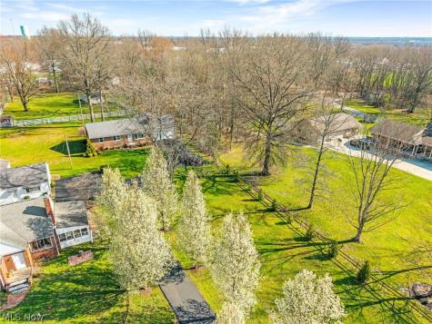 67 Valencia Drive Cuyahoga Falls OH 44223