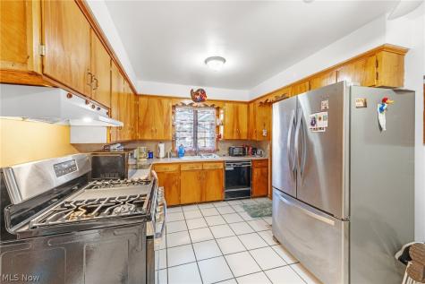 67 Valencia Drive Cuyahoga Falls OH 44223