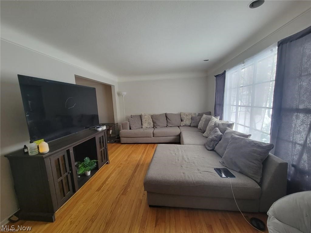 3802 Fairoaks Road South Euclid OH 44121
