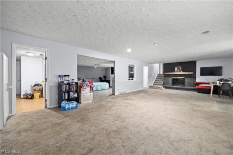 2124 Hinckley Hills Road Hinckley OH 44233