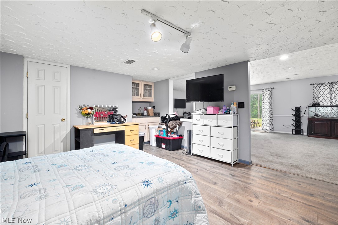 2124 Hinckley Hills Road Hinckley OH 44233