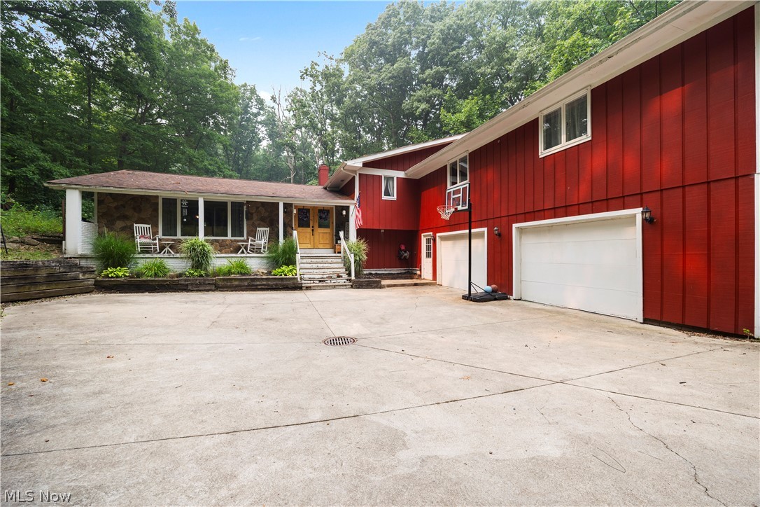 2124 Hinckley Hills Road Hinckley OH 44233