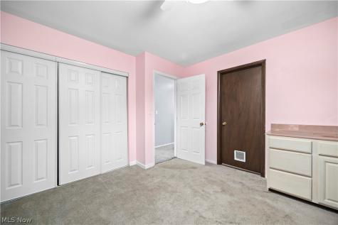 2124 Hinckley Hills Road Hinckley OH 44233
