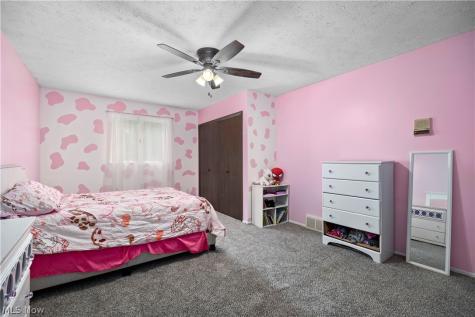 2124 Hinckley Hills Road Hinckley OH 44233