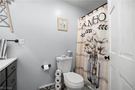 2124 Hinckley Hills Road Hinckley OH 44233