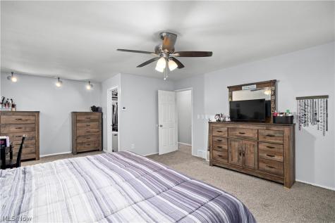2124 Hinckley Hills Road Hinckley OH 44233