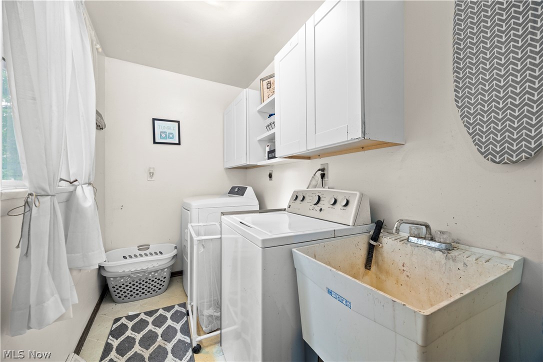 2124 Hinckley Hills Road Hinckley OH 44233