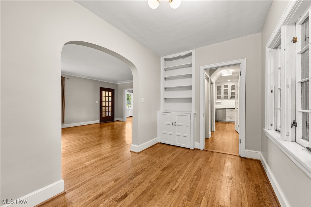 3296 Grenway Road Shaker Heights OH 44122