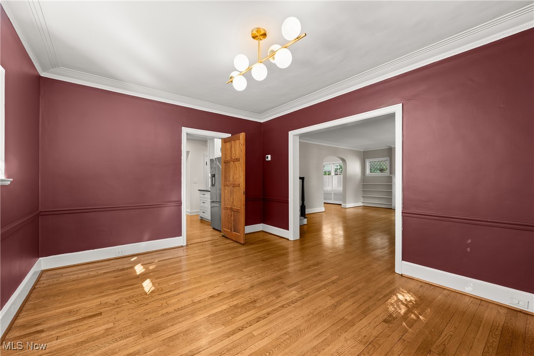 3296 Grenway Road Shaker Heights OH 44122