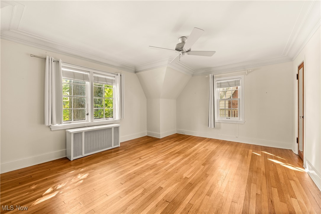 3296 Grenway Road Shaker Heights OH 44122