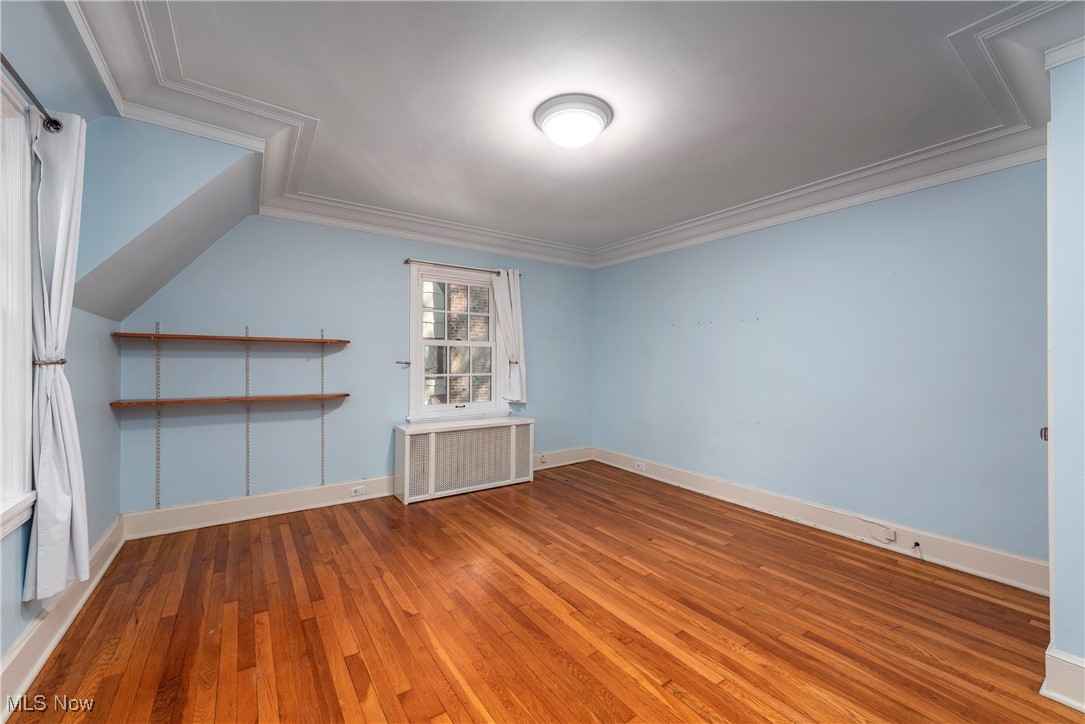 3296 Grenway Road Shaker Heights OH 44122