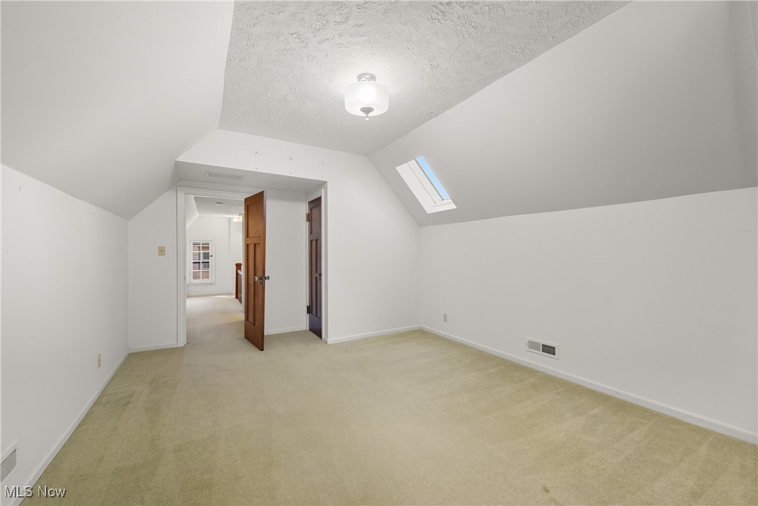 3296 Grenway Road Shaker Heights OH 44122